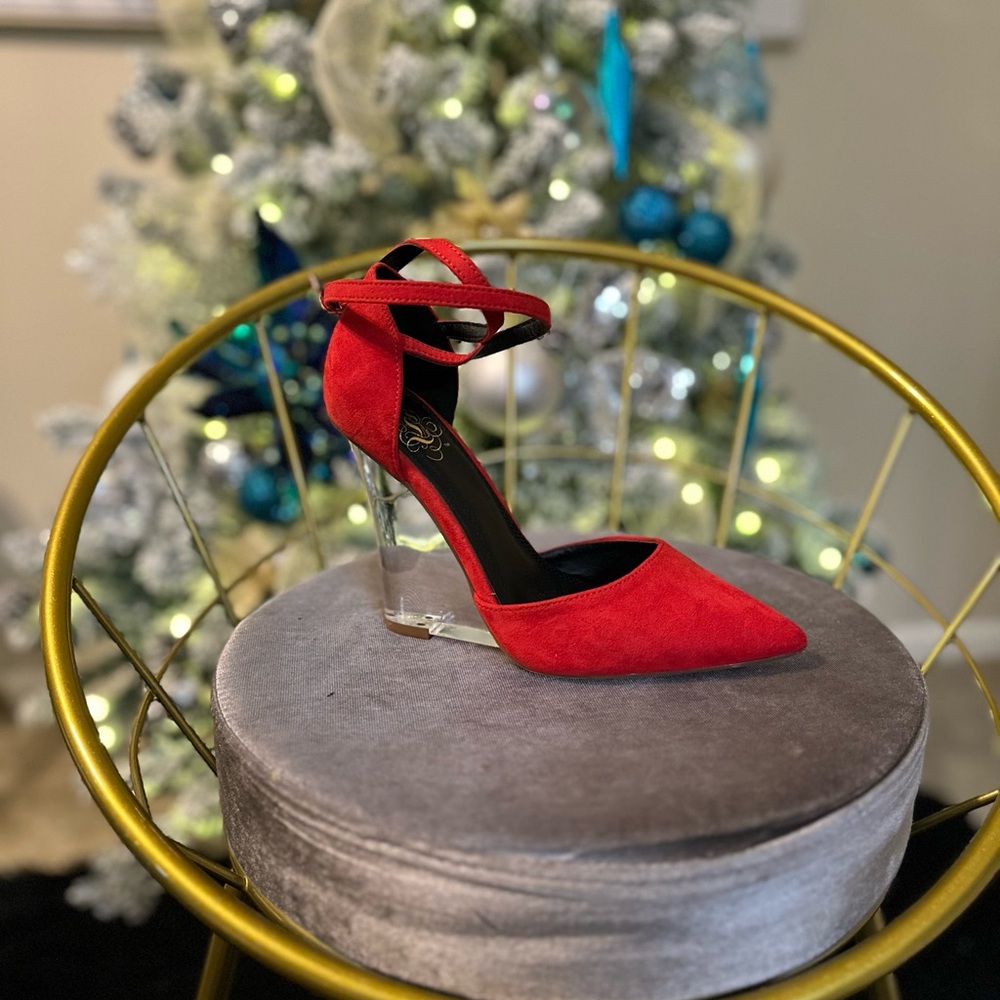 Chic Red Ankle Strap Heels Size 7